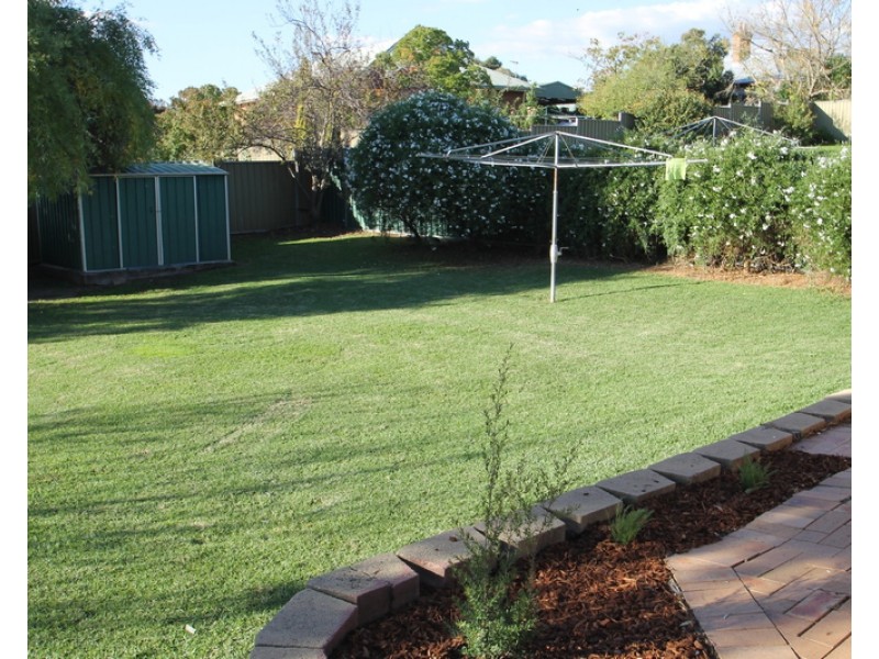 8 Lisbon Road, Mudgee NSW 2850
