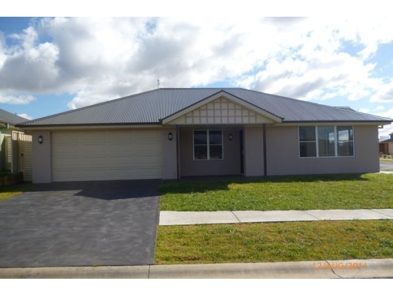 8 Kellett Drive, Mudgee NSW 2850