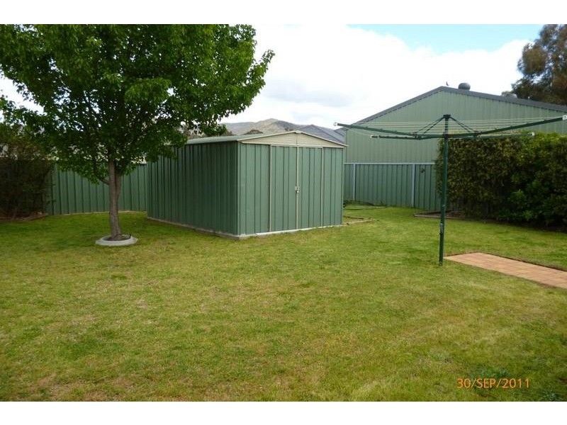 17 Woodside Close, Mudgee NSW 2850