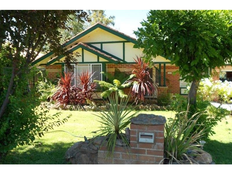 2A Scott Avenue, Gulgong NSW 2852