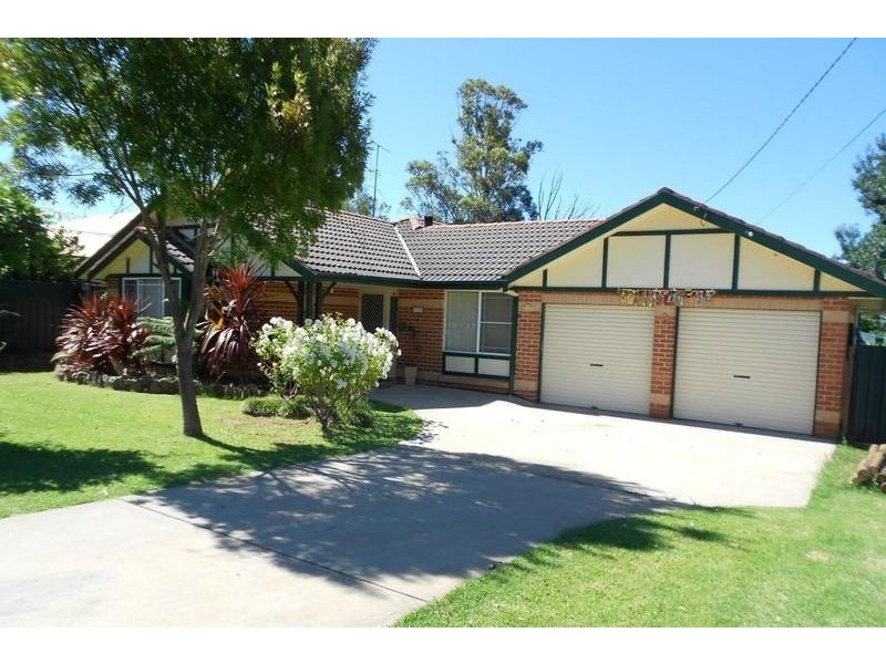 2A Scott Avenue, Gulgong NSW 2852