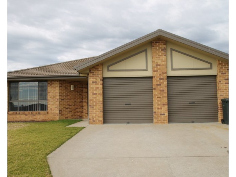 8 Palmer Avenue, Mudgee NSW 2850