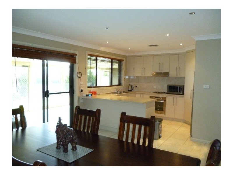 30 White Circle, Mudgee NSW 2850