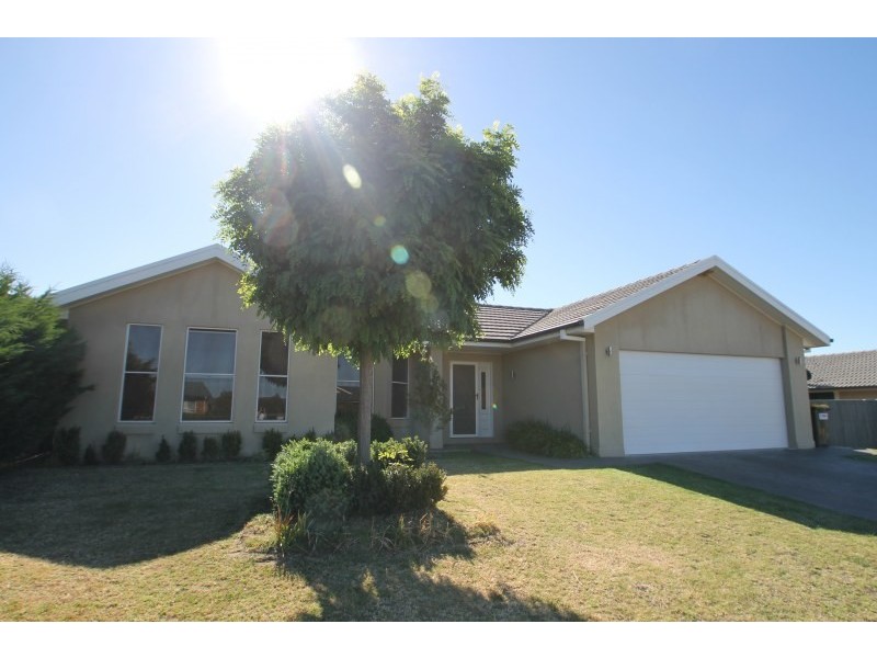 22 White Circle, Mudgee NSW 2850