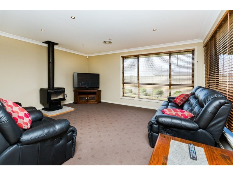 30 White Circle, Mudgee NSW 2850