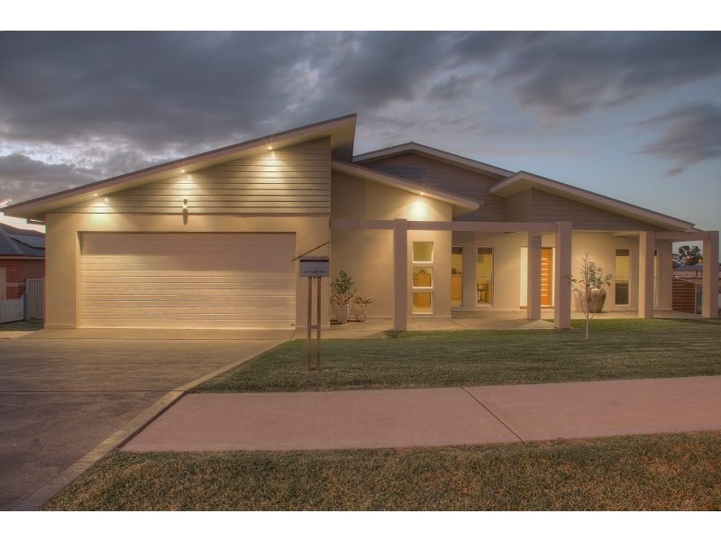 16 Bateman Avenue, Mudgee NSW 2850