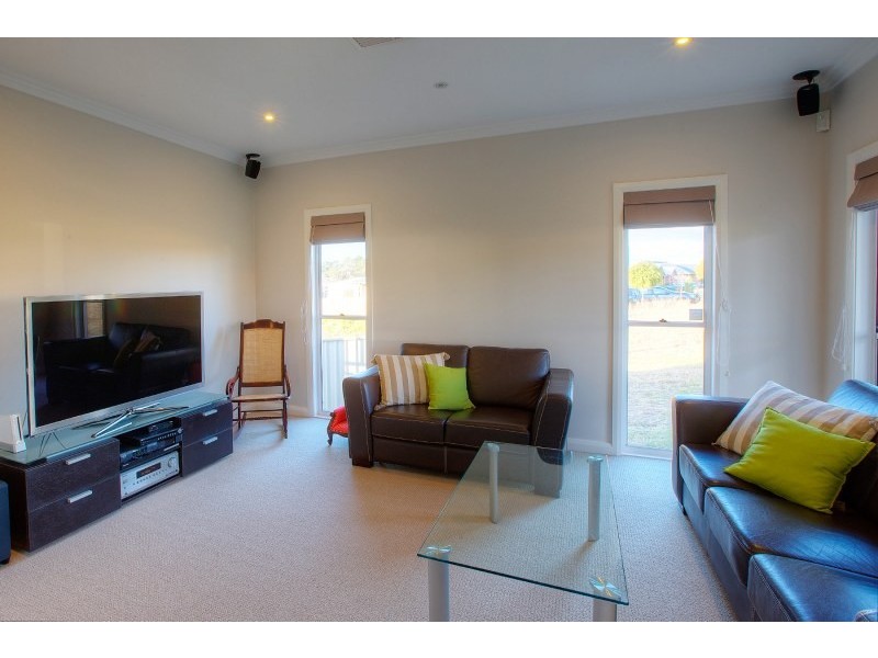 16 Bateman Avenue, Mudgee NSW 2850