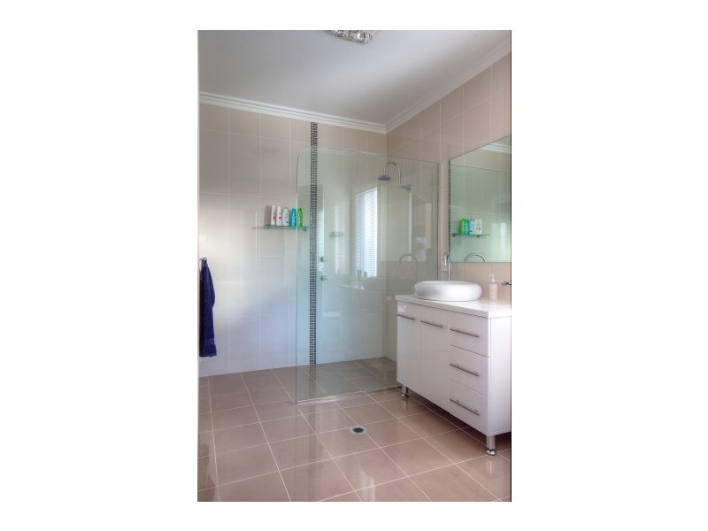16 Bateman Avenue, Mudgee NSW 2850