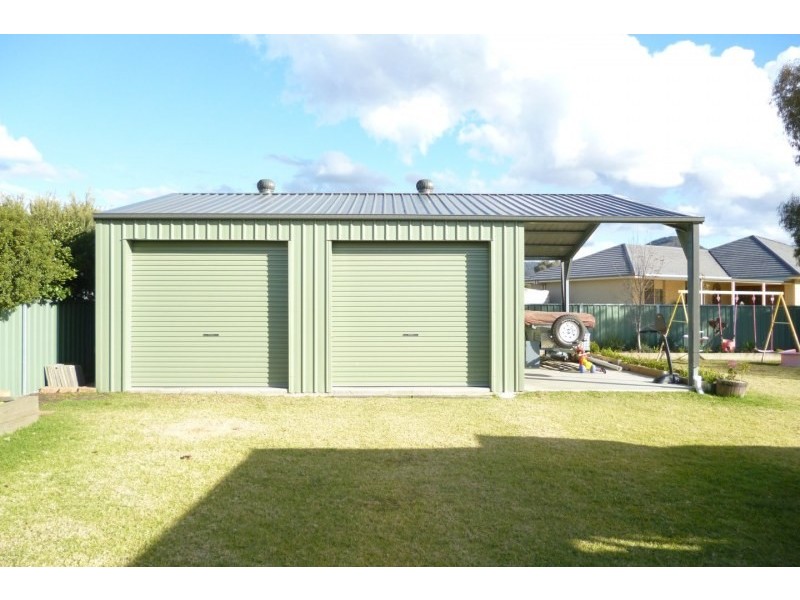 15 Woodside Close, Mudgee NSW 2850