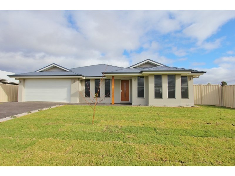 4 Broadhead Road, Mudgee NSW 2850