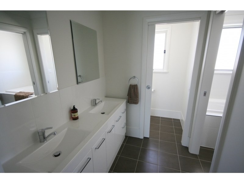 4 Broadhead Road, Mudgee NSW 2850