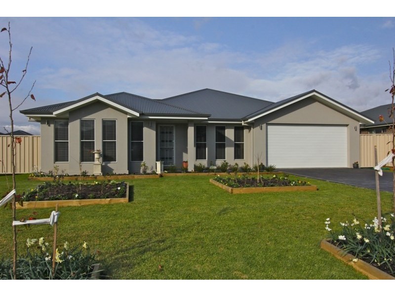 13 Kellett Drive, Mudgee NSW 2850