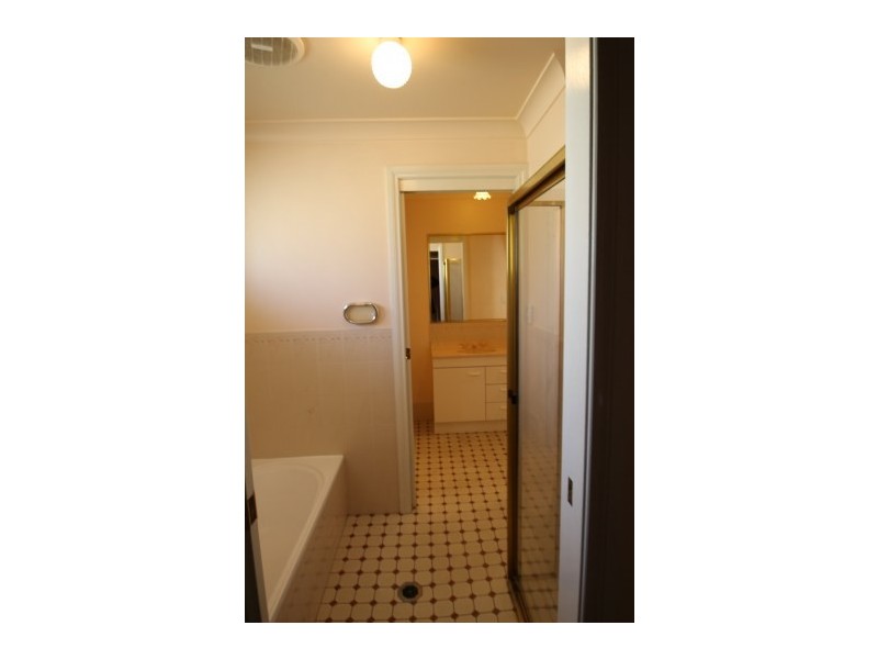 Unit 1/10 Lochiel Lane, Mudgee NSW 2850