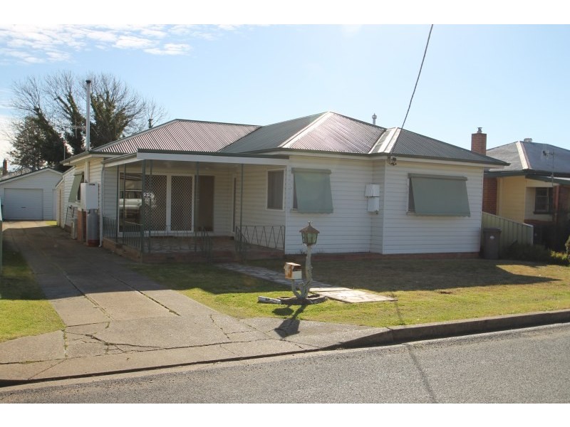 22 Mealey Street, Mudgee NSW 2850
