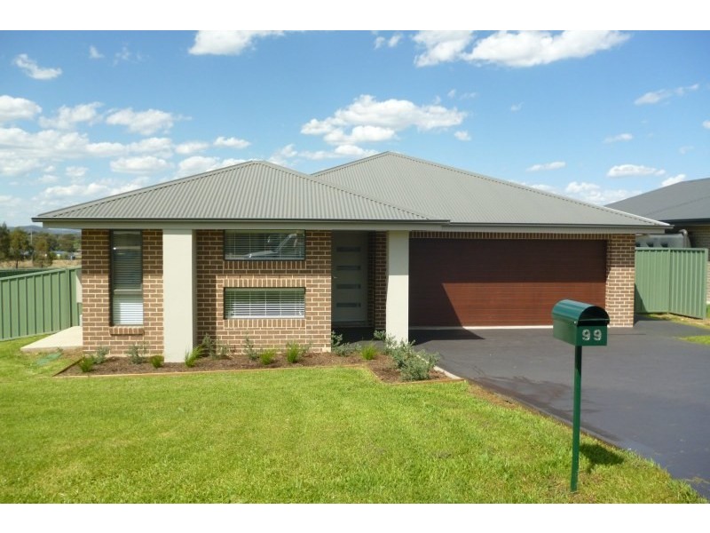 99 White Circle, Mudgee NSW 2850