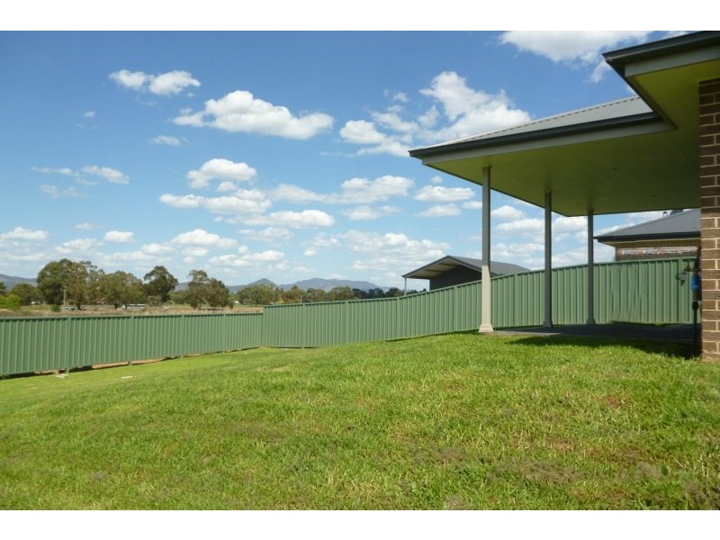 99 White Circle, Mudgee NSW 2850