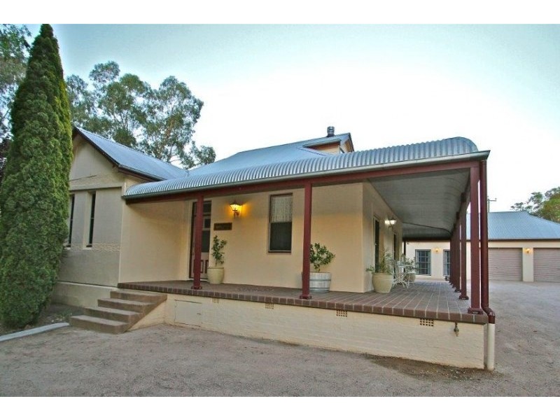 11 Moggs Lane, Mudgee NSW 2850