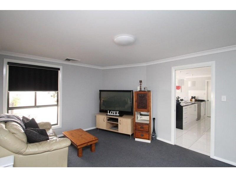 52 White Circle, Mudgee NSW 2850