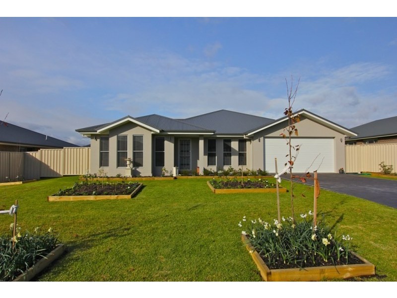 13 Kellett Drive, Mudgee NSW 2850