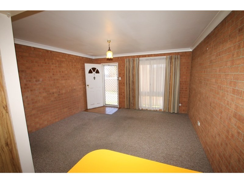 2/211 Mortimer Street, Mudgee NSW 2850