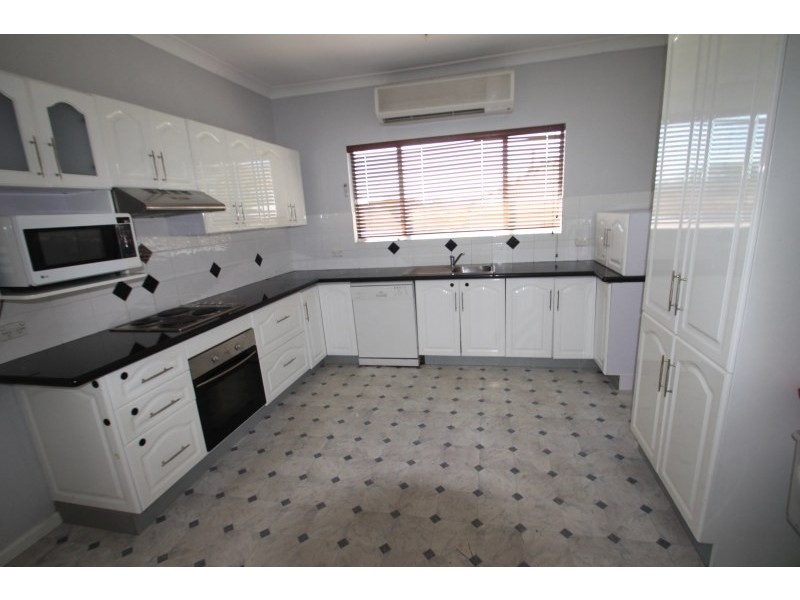 102 Inglis Street, Mudgee NSW 2850