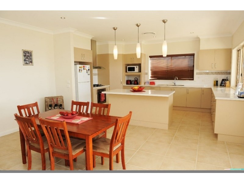 30 Kellett Drive, Mudgee NSW 2850