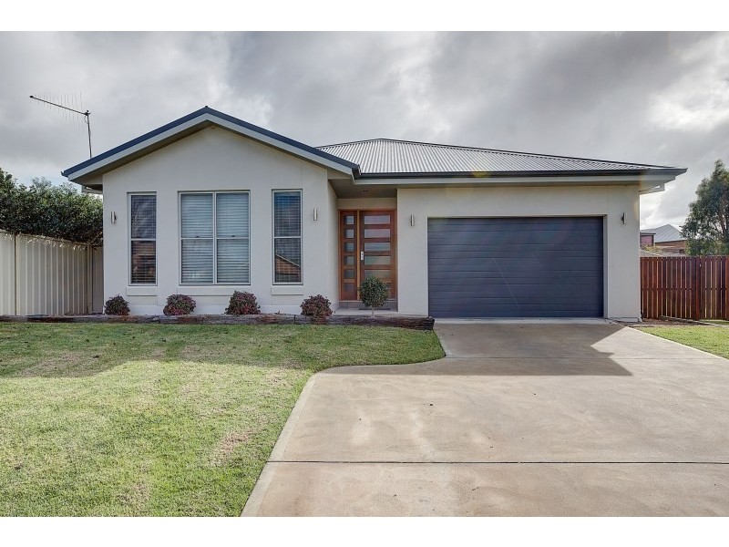 5 Denton Close, Mudgee NSW 2850