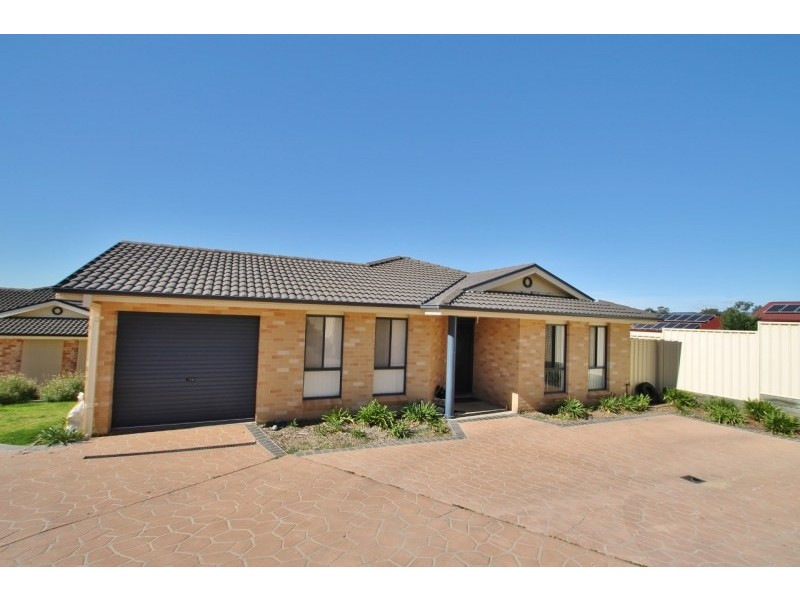 3/7 Robert Jones Drive, Mudgee NSW 2850