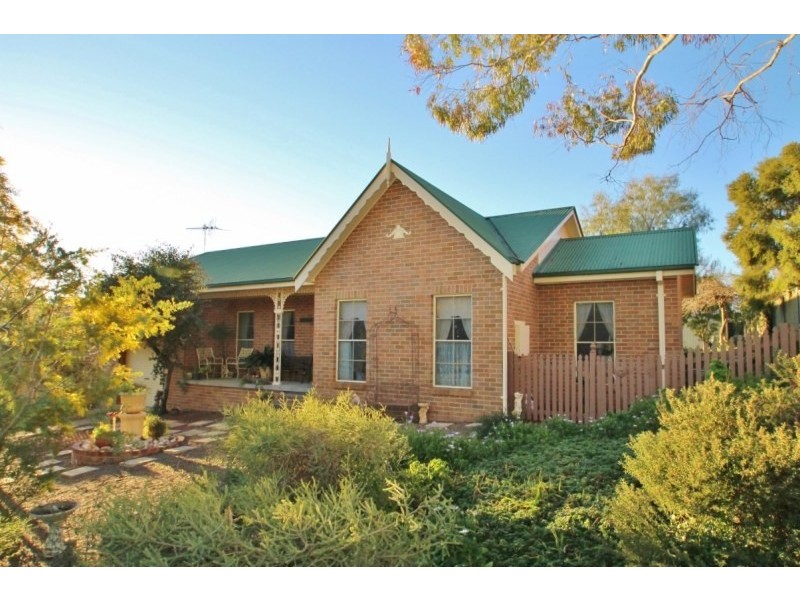 4 Lisbon Road, Mudgee NSW 2850