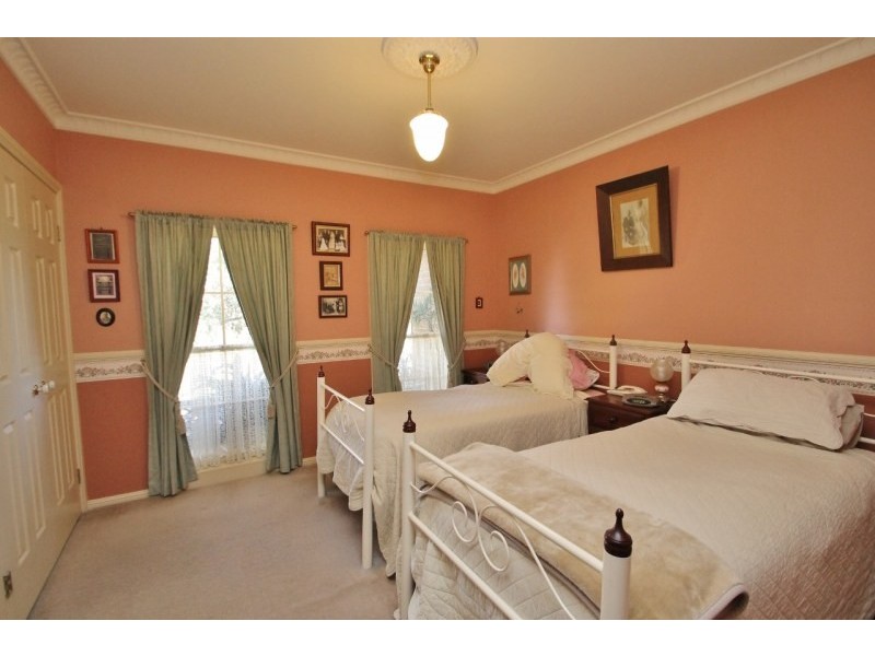 4 Lisbon Road, Mudgee NSW 2850