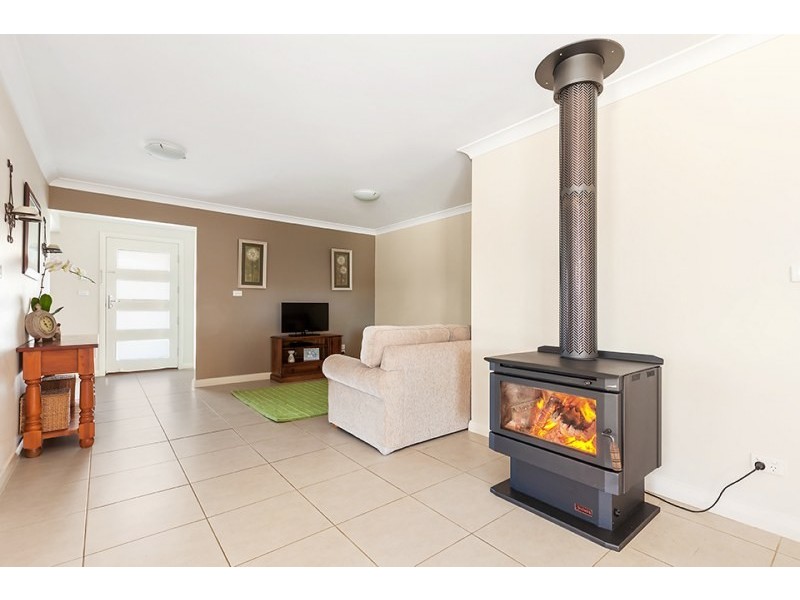 24 Bateman Avenue, Mudgee NSW 2850