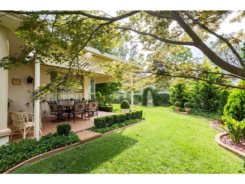 32 Macquarie Drive, Mudgee NSW 2850