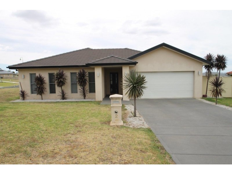 2 White Circle, Mudgee NSW 2850