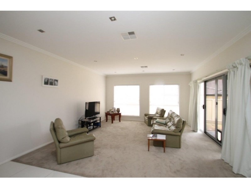 2 White Circle, Mudgee NSW 2850