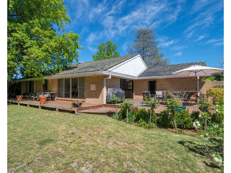 77 Mulgoa Way, Mudgee NSW 2850
