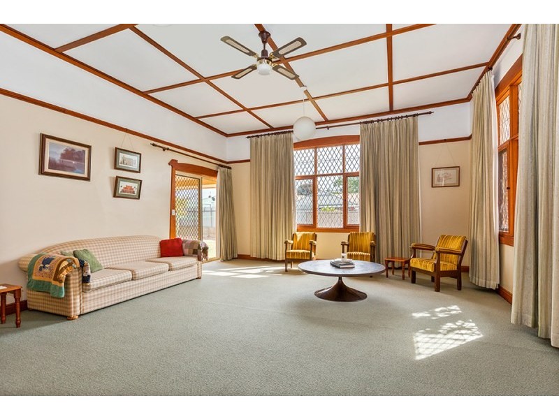 24 Lawson Street, Mudgee NSW 2850