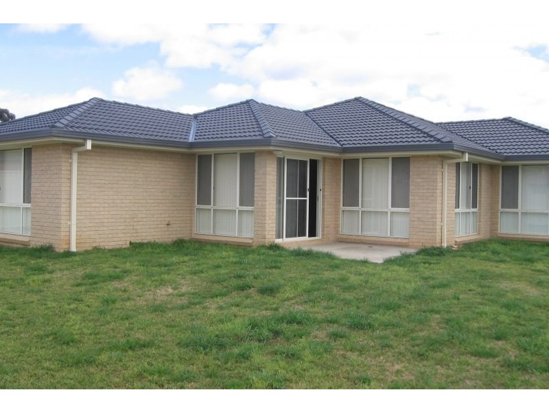 30 Hardy Crescent, Mudgee NSW 2850