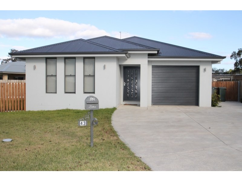 43  Winbourne Street, Mudgee NSW 2850