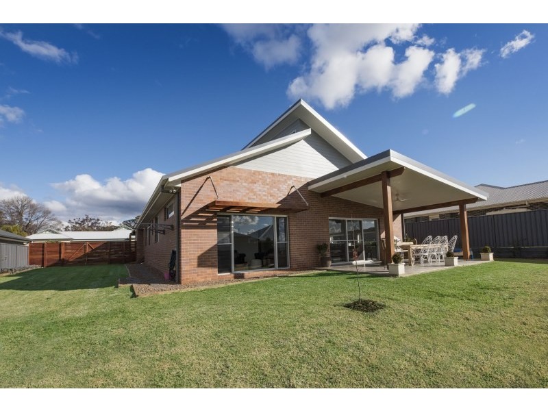 8 Maher Place, Mudgee NSW 2850