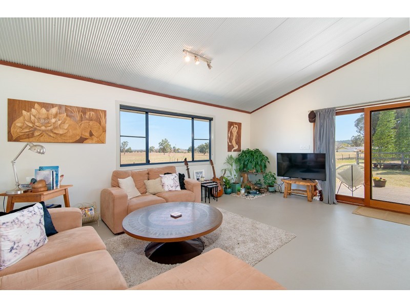 28 Rocky Waterhole Road, Mudgee NSW 2850