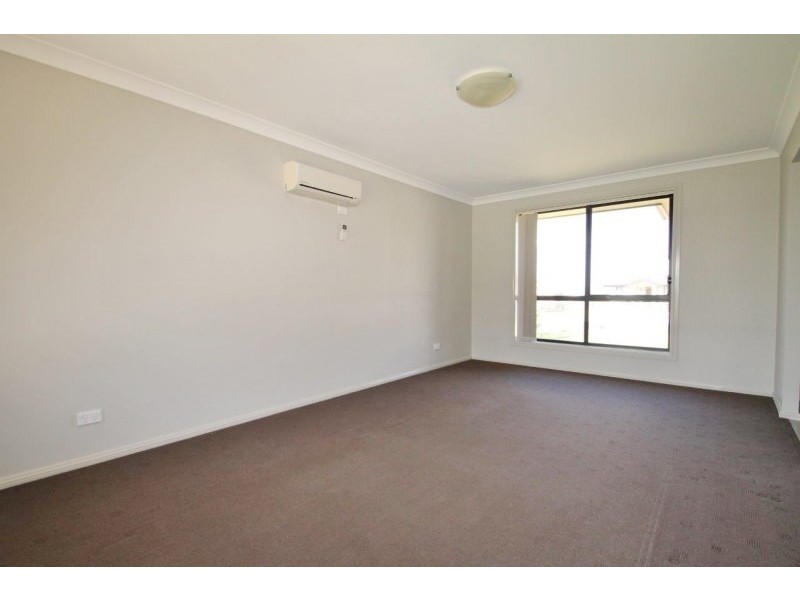 33 Hardy Crescent, Mudgee NSW 2850