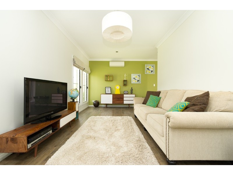 8 Inverness Avenue, Mudgee NSW 2850