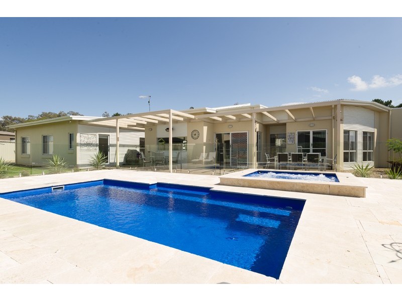 8 Inverness Avenue, Mudgee NSW 2850