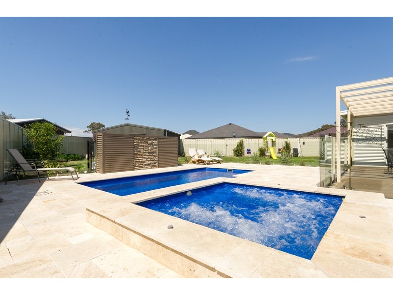 8 Inverness Avenue, Mudgee NSW 2850