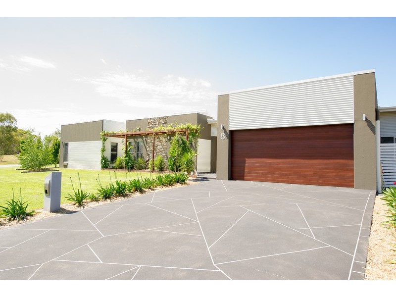 8 Inverness Avenue, Mudgee NSW 2850