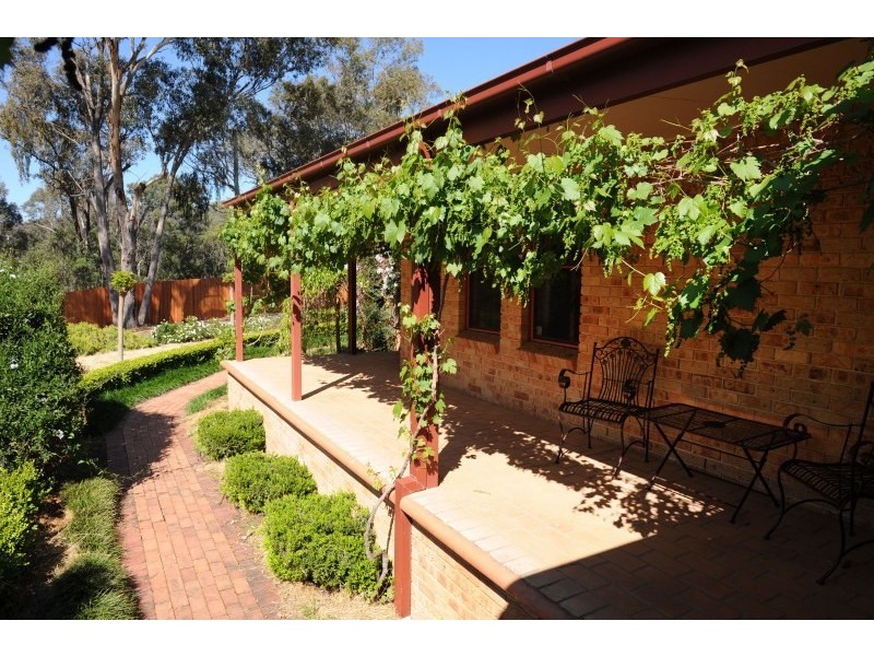 182 Robertson Street, Mudgee NSW 2850