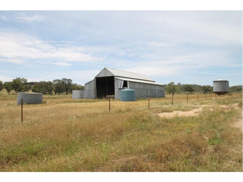 251 Pinelea Road, Goolma NSW 2852