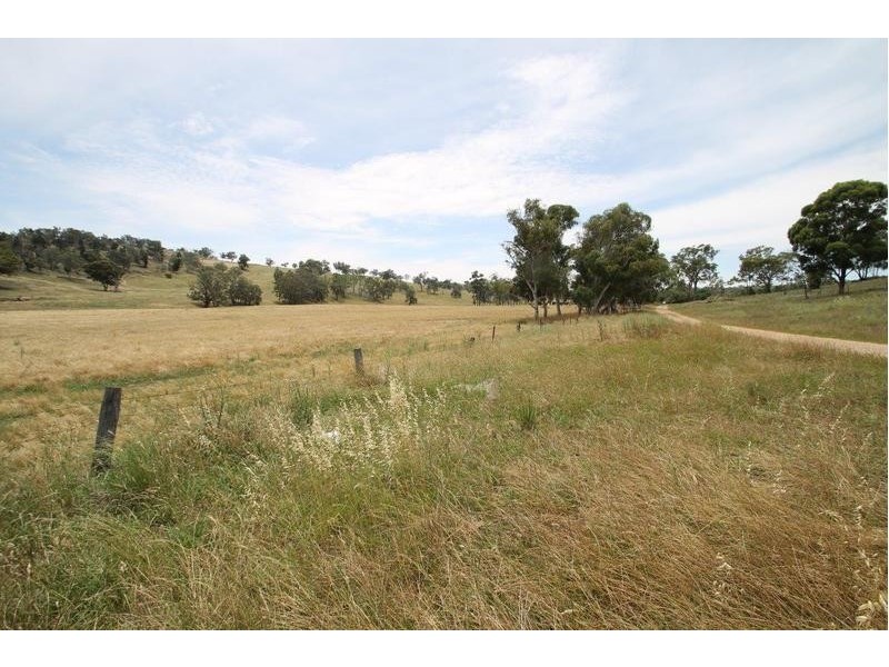 251 Pinelea Road, Goolma NSW 2852
