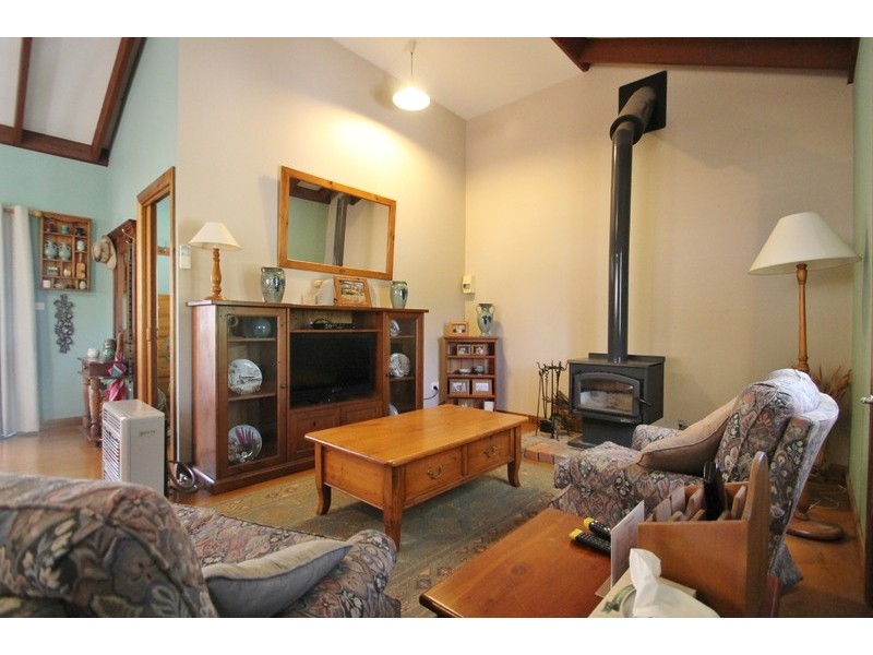 27 Roberts Road, Mudgee NSW 2850