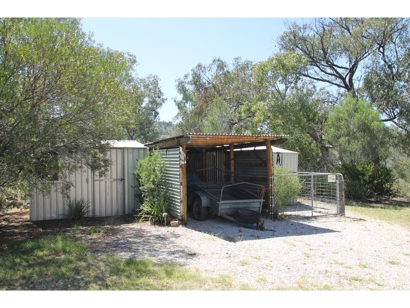 27 Roberts Road, Mudgee NSW 2850